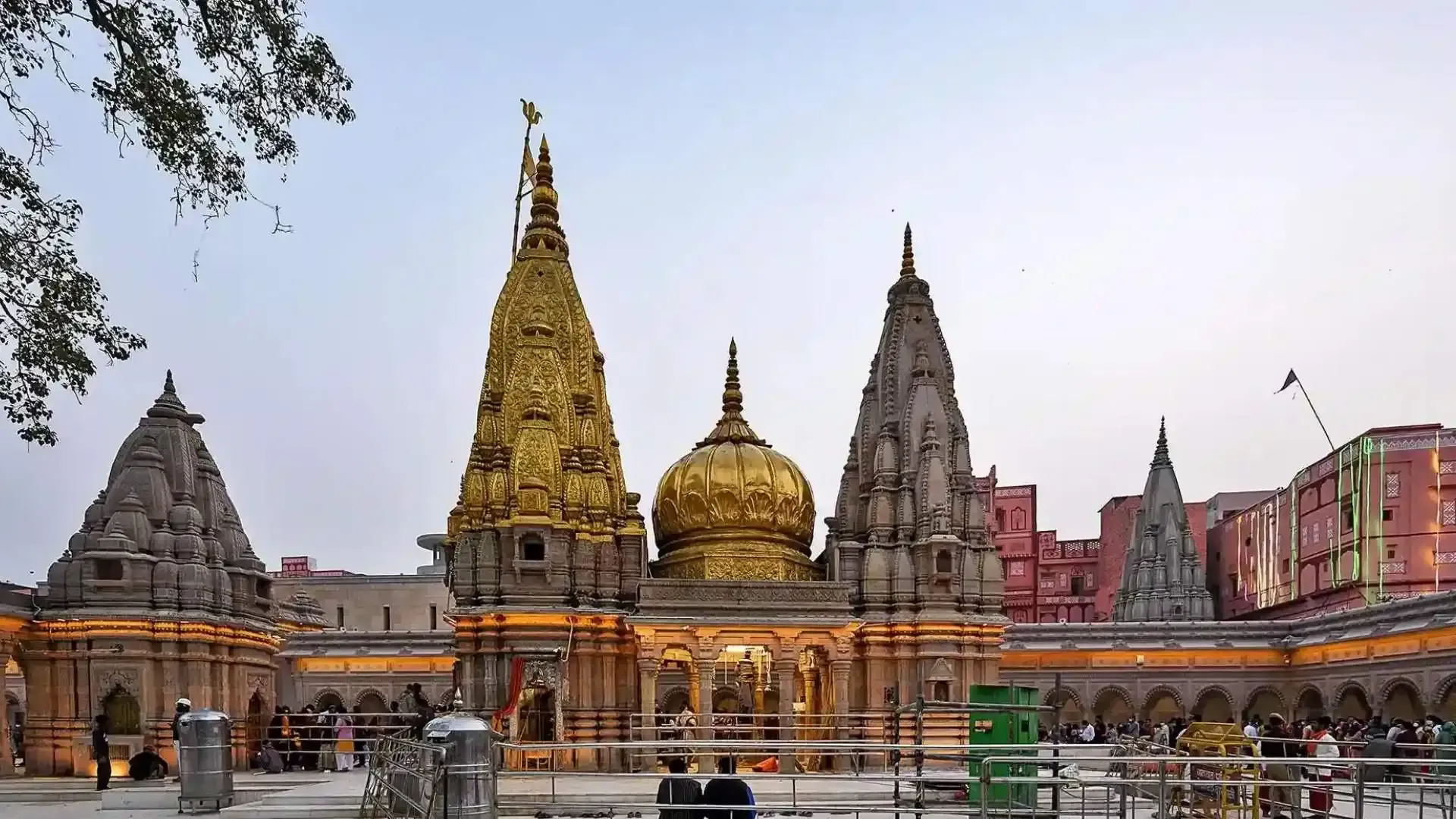 Kashi Vishwanath Temple Travel Guide | Darshan, History, Timings & Best Time to Visit - Photo 6