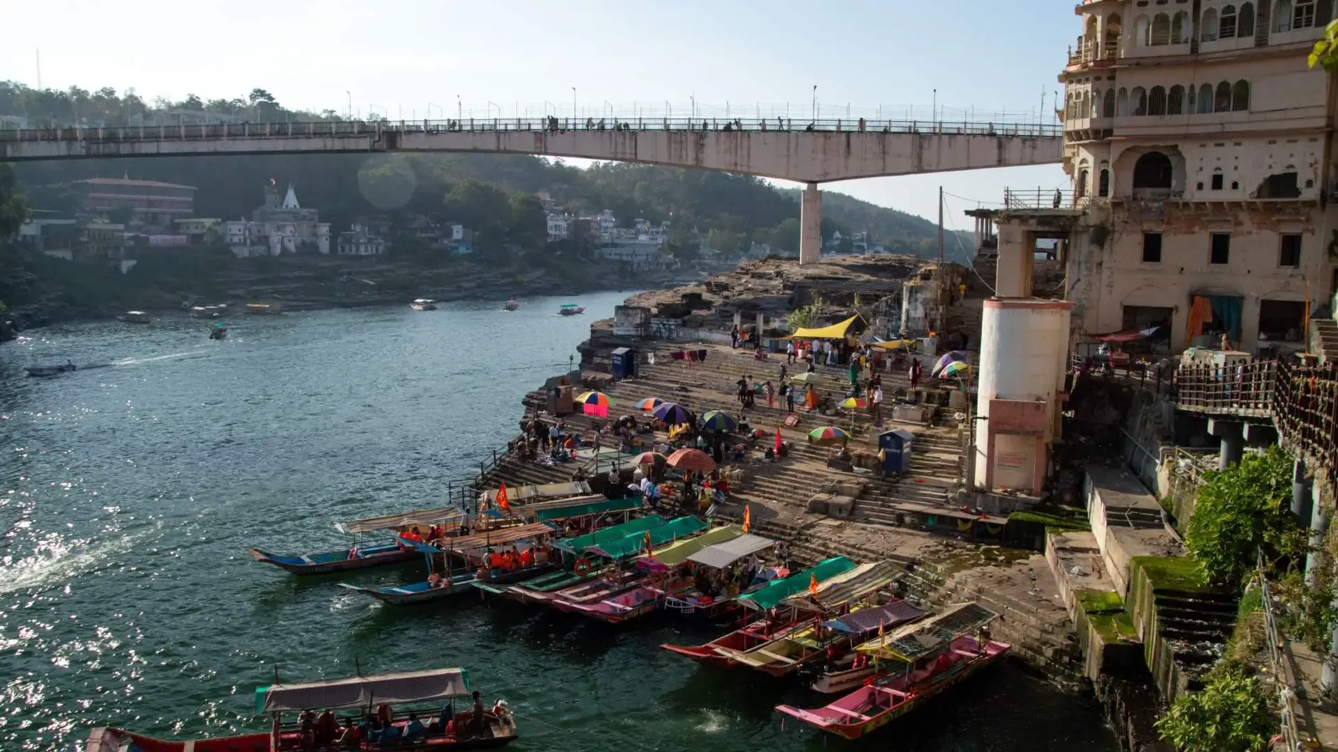 Omkareshwar Jyotirlinga: Timings, Parikrama & Travel Guide - Photo 2