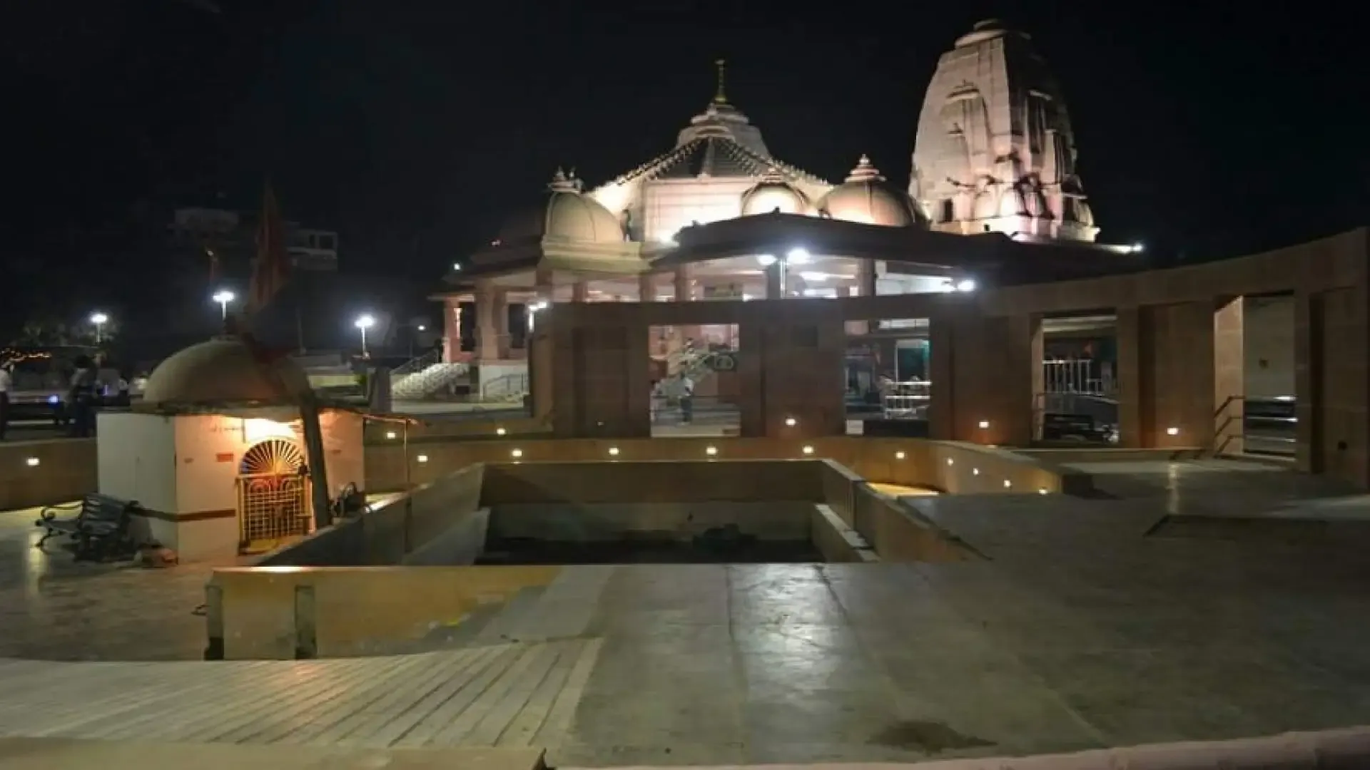 Unai Hot Springs and unai mata mandir - Photo 8