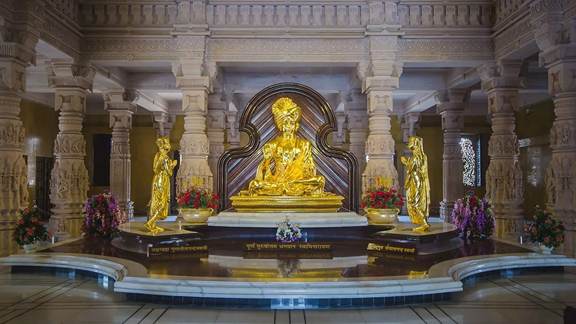Akshardham Temple: A Masterpiece of Devotion and Art - Photo 9