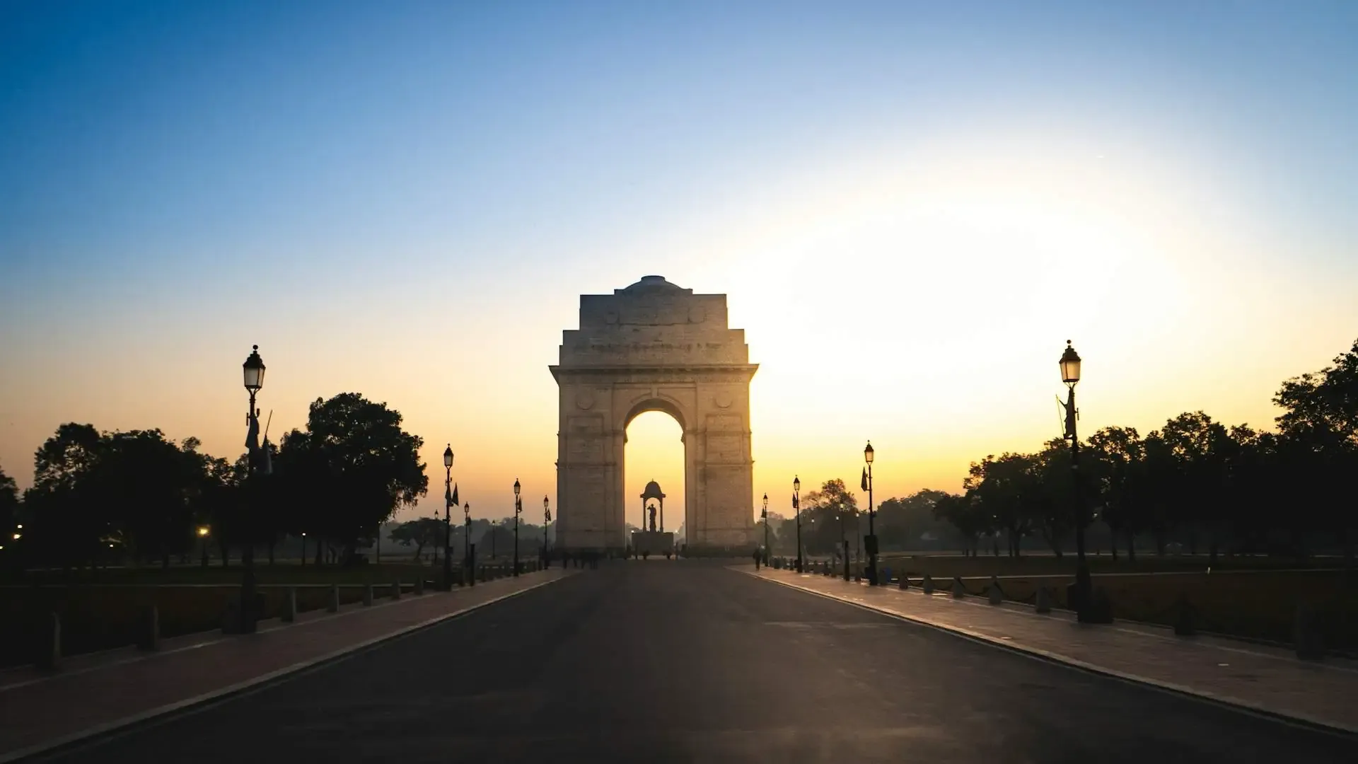 India Gate Travel Guide | History, Timings, Entry Fee & Best Time to Visit - Photo 2