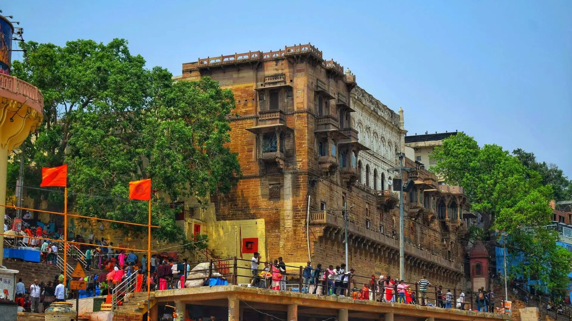 Kashi Vishwanath Temple Travel Guide | Darshan, History, Timings & Best Time to Visit - Photo 4