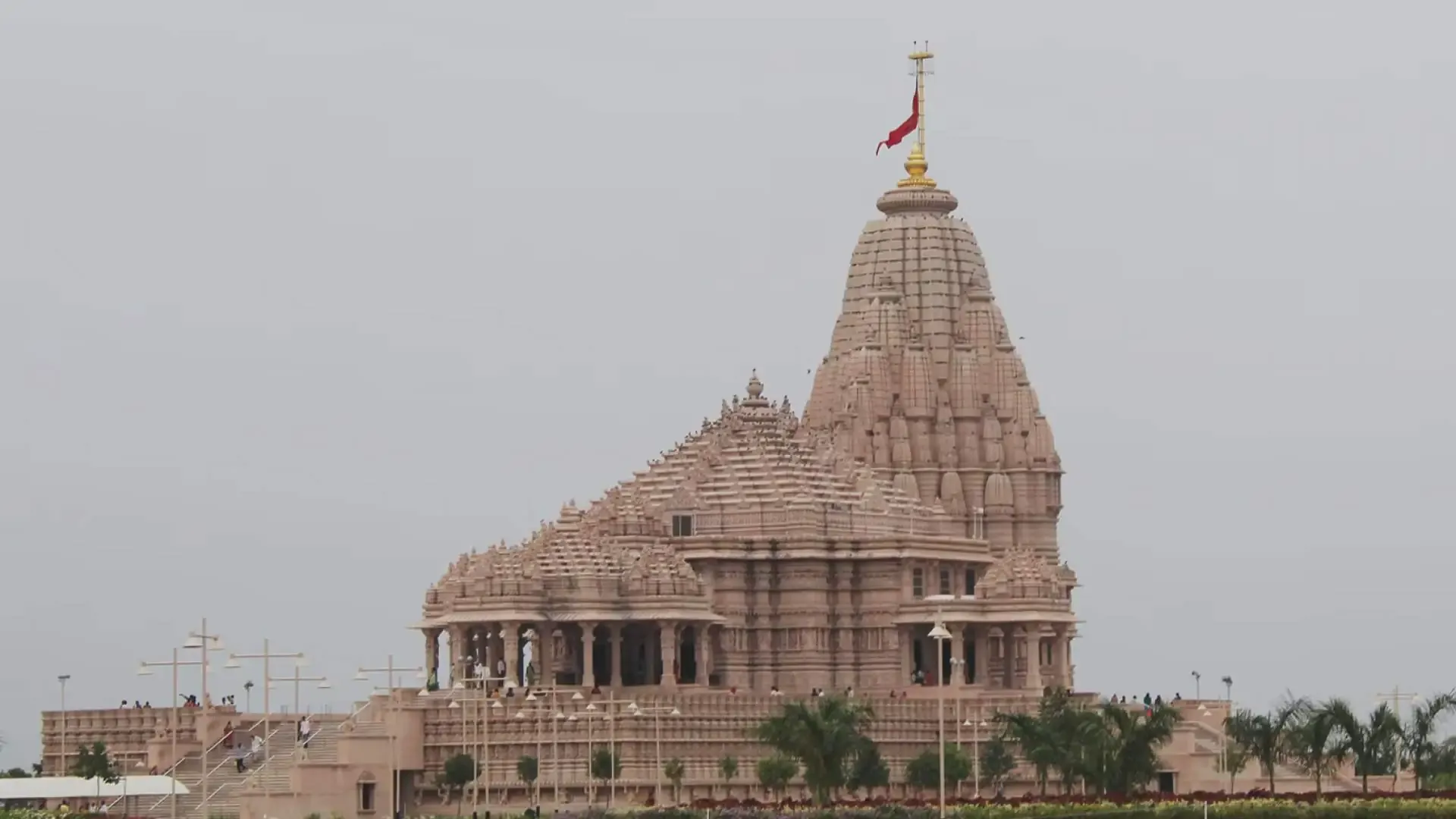 Shree Khodaldham Mandir, Kagvad Travel Guide | History, Darshan Timings & Best Time to Visit - Photo 5