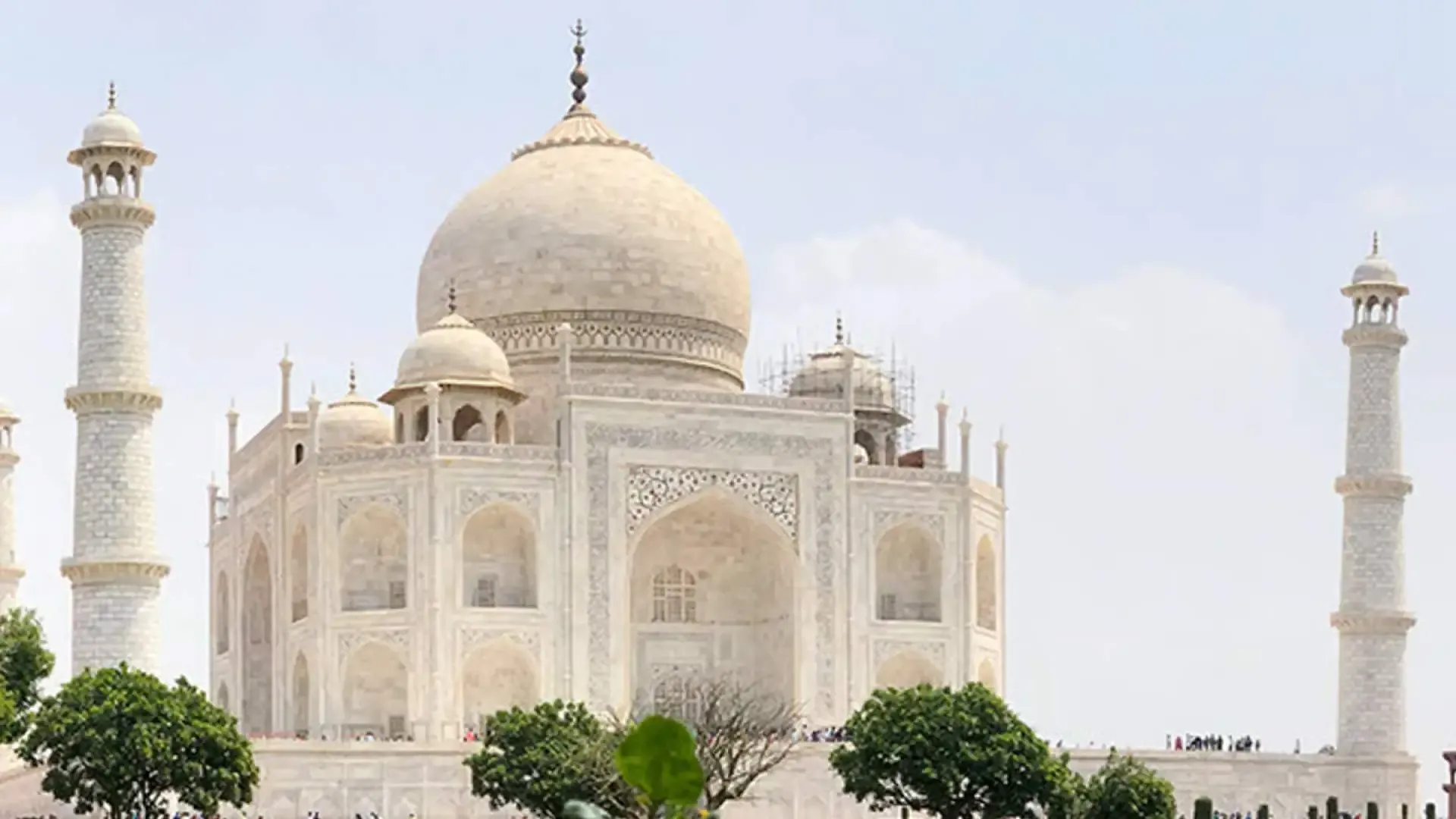 Taj Mahal Travel Guide | History, Tickets, Timings & Best Time to Visit - Photo 3