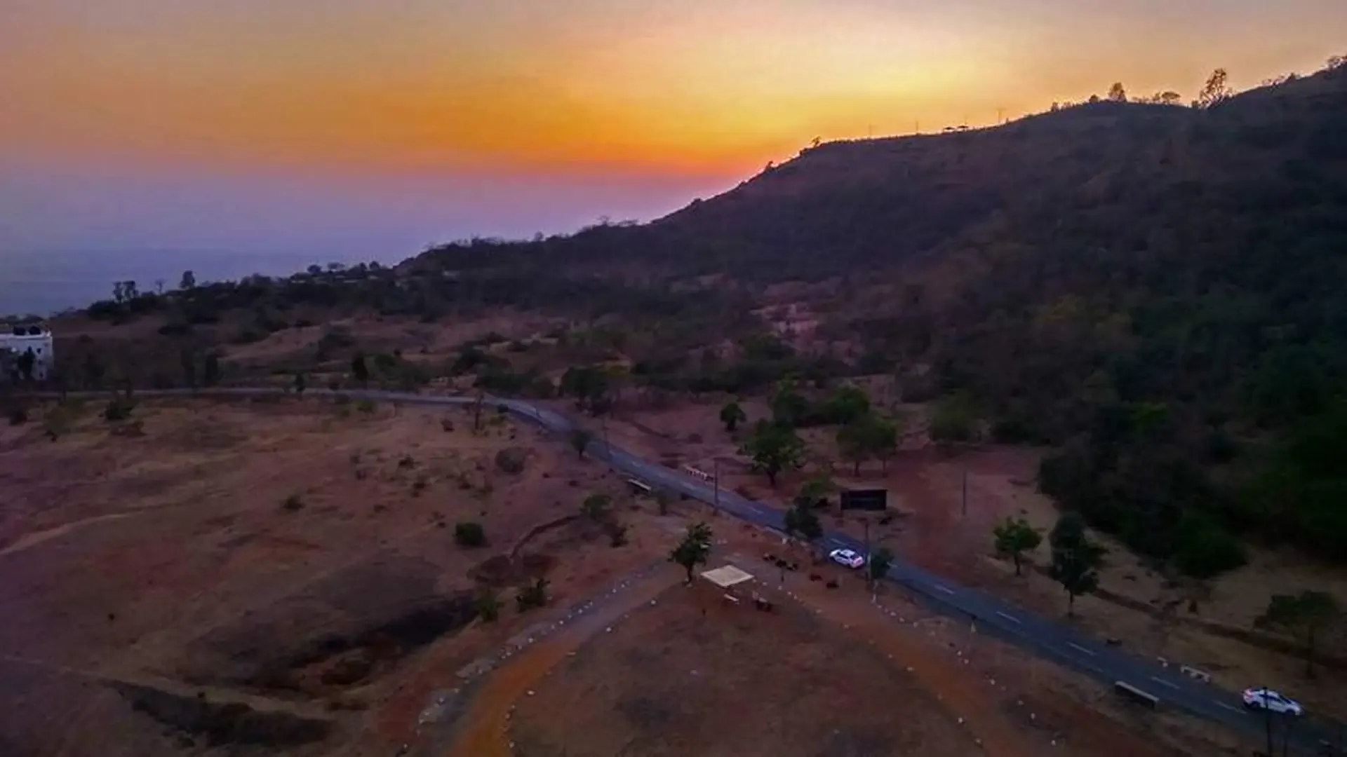 Saputara: The Ultimate Travel Guide to Gujarat's Misty Hill Station - Photo 3