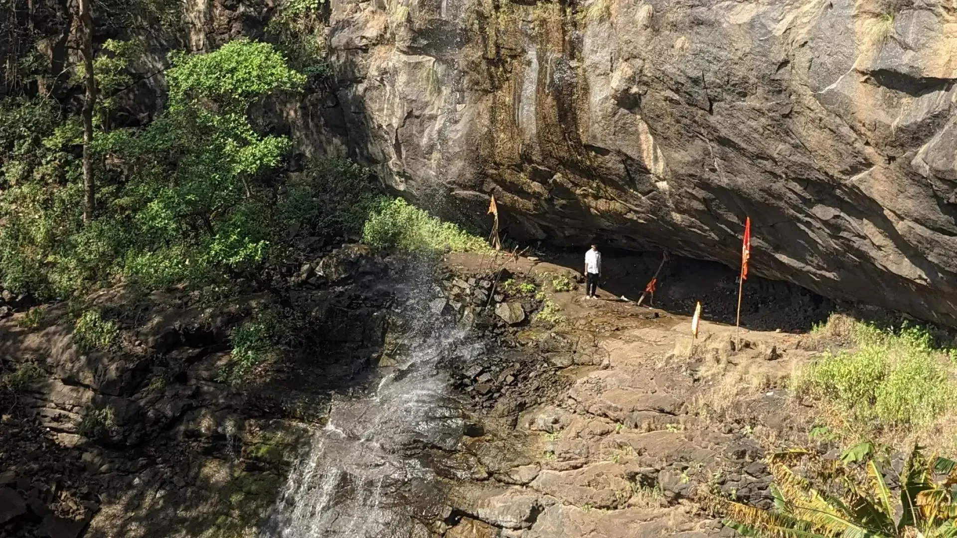 Anjni Cave: Exploring the Mythological Birthplace of Lord Hanuman - Photo 3