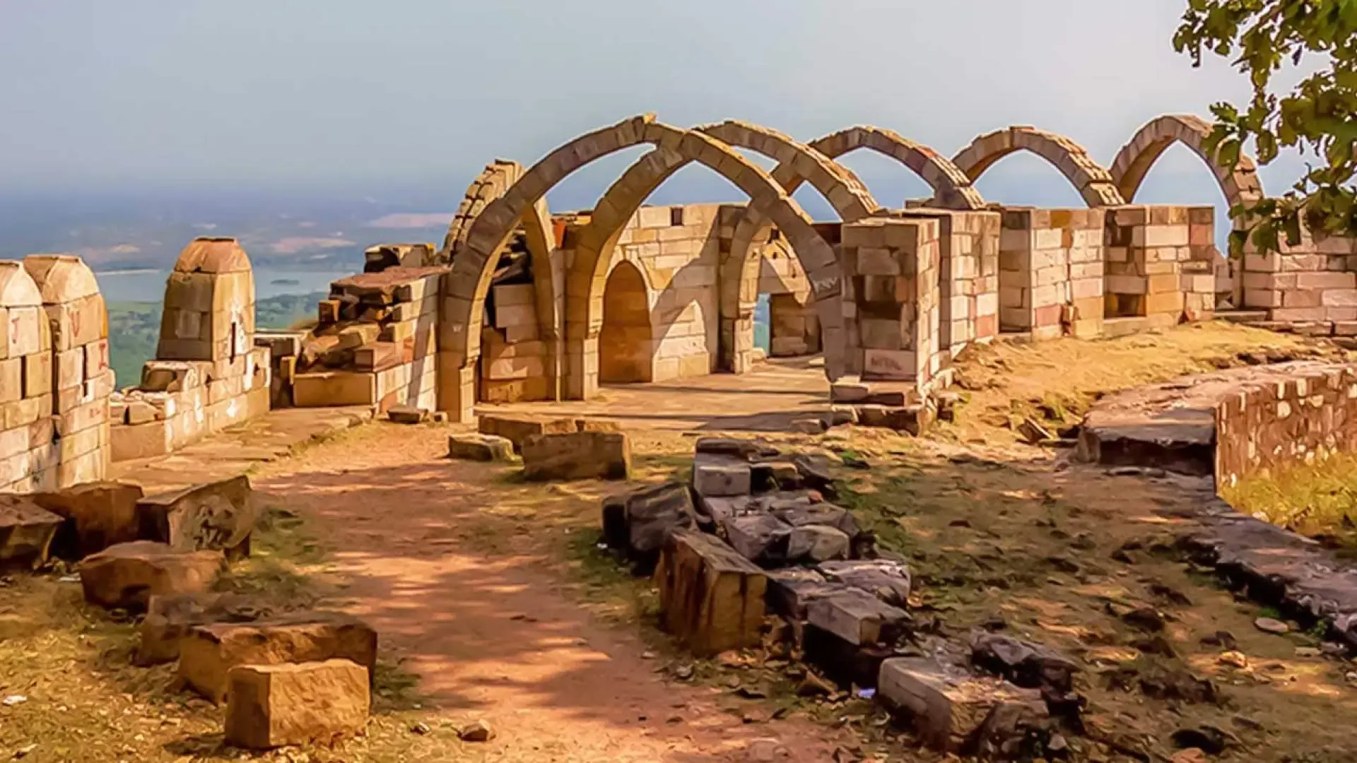 Champaner-Pavagadh Archaeological Park - Photo 3