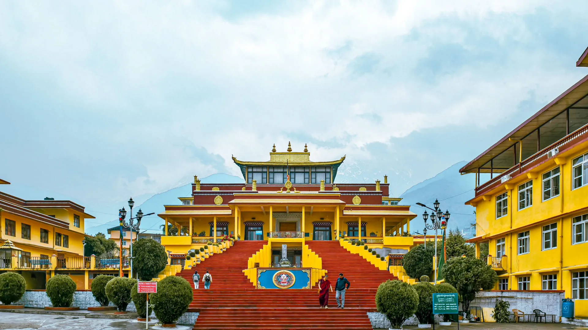 Dalai Lama Temple Dharamshala: Tsuglagkhang & Guide