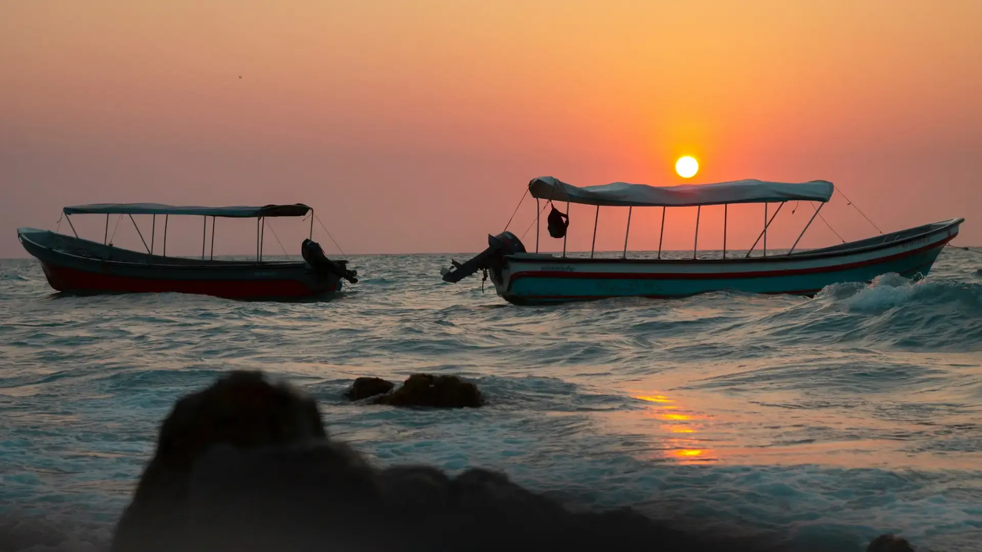 Calangute Beach Goa: Water Sports, Nightlife & Travel Guide - Photo 3