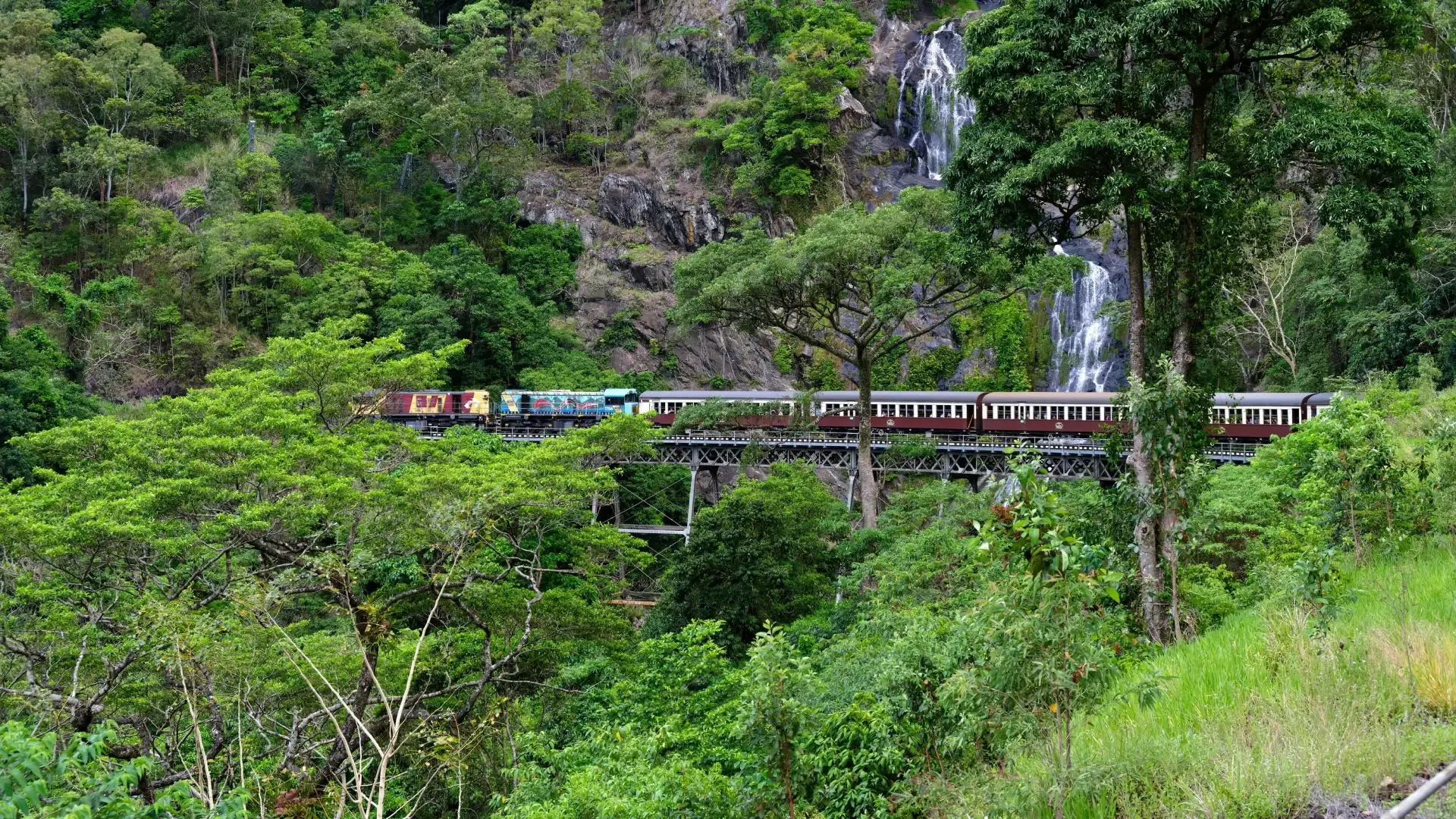 Dudhsagar Waterfalls Goa: Trek, Jeep Safari & Travel Guide - Photo 3