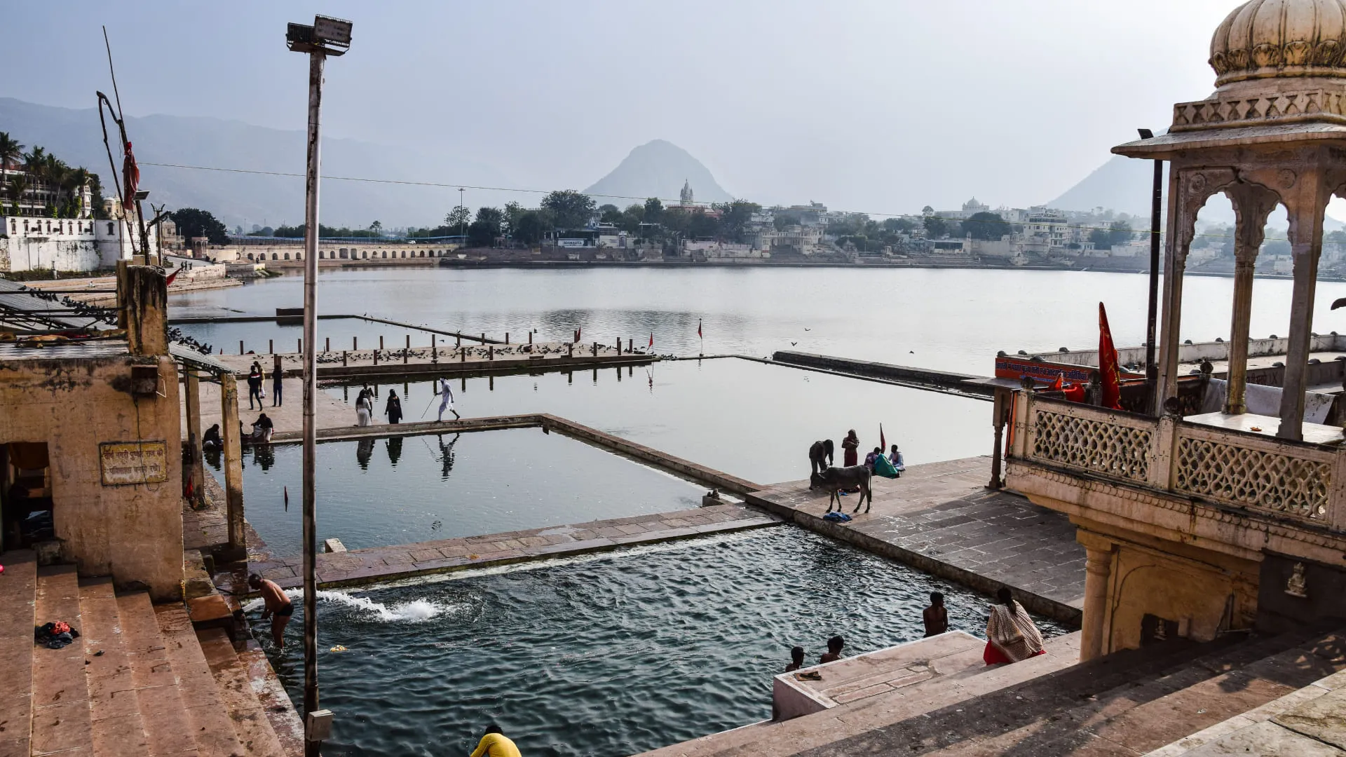 Pushkar Lake: Complete Guide to Rajasthan's Holiest Sacred Lake - Photo 2
