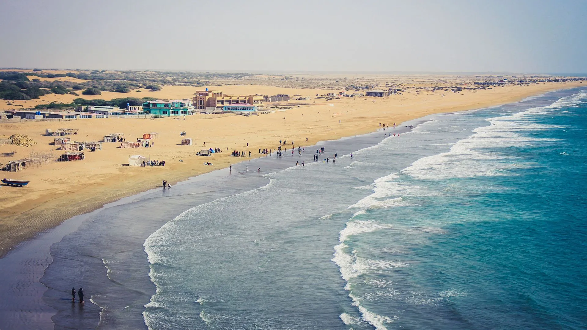 Madhavpur Ghed Beach (Porbandar, Gujarat): Complete Travel Guide, History & Photos - Photo 5