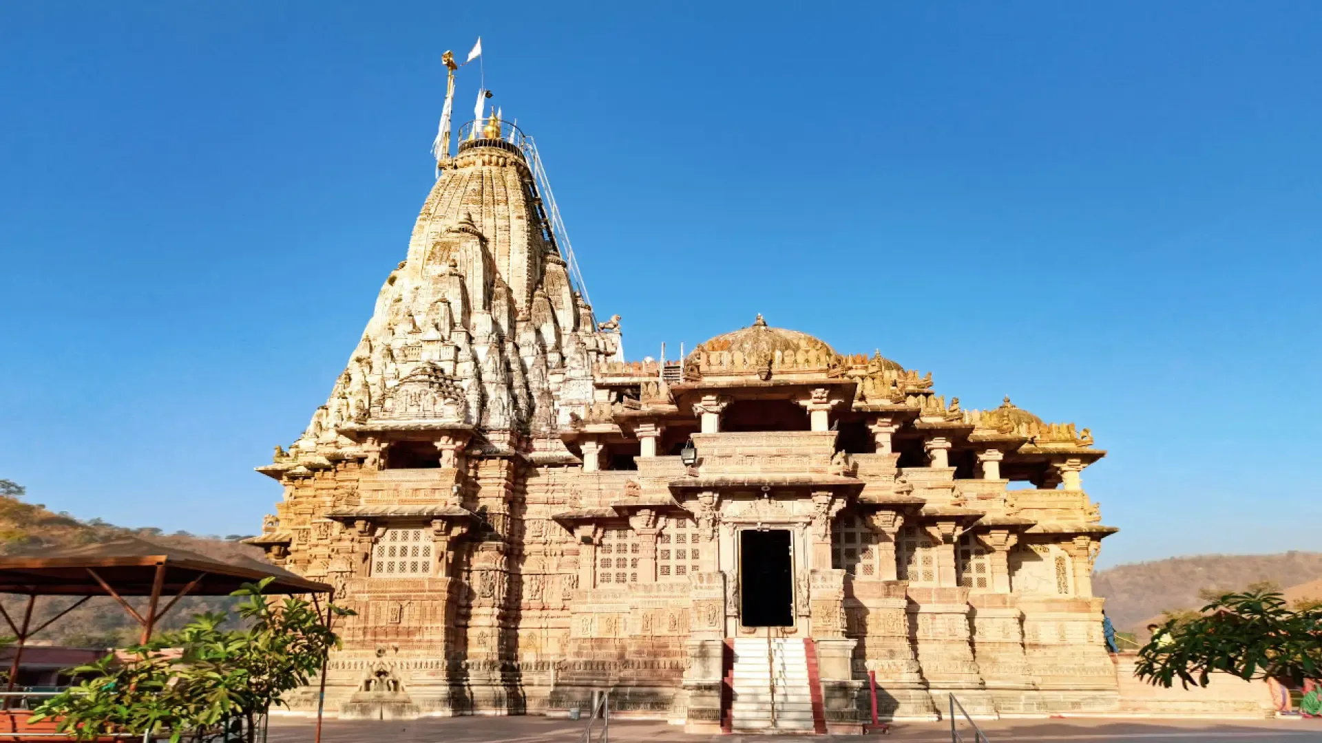Shamlaji Temple Aravalli: Darshan Timings, History & Fair Guide - Photo 3