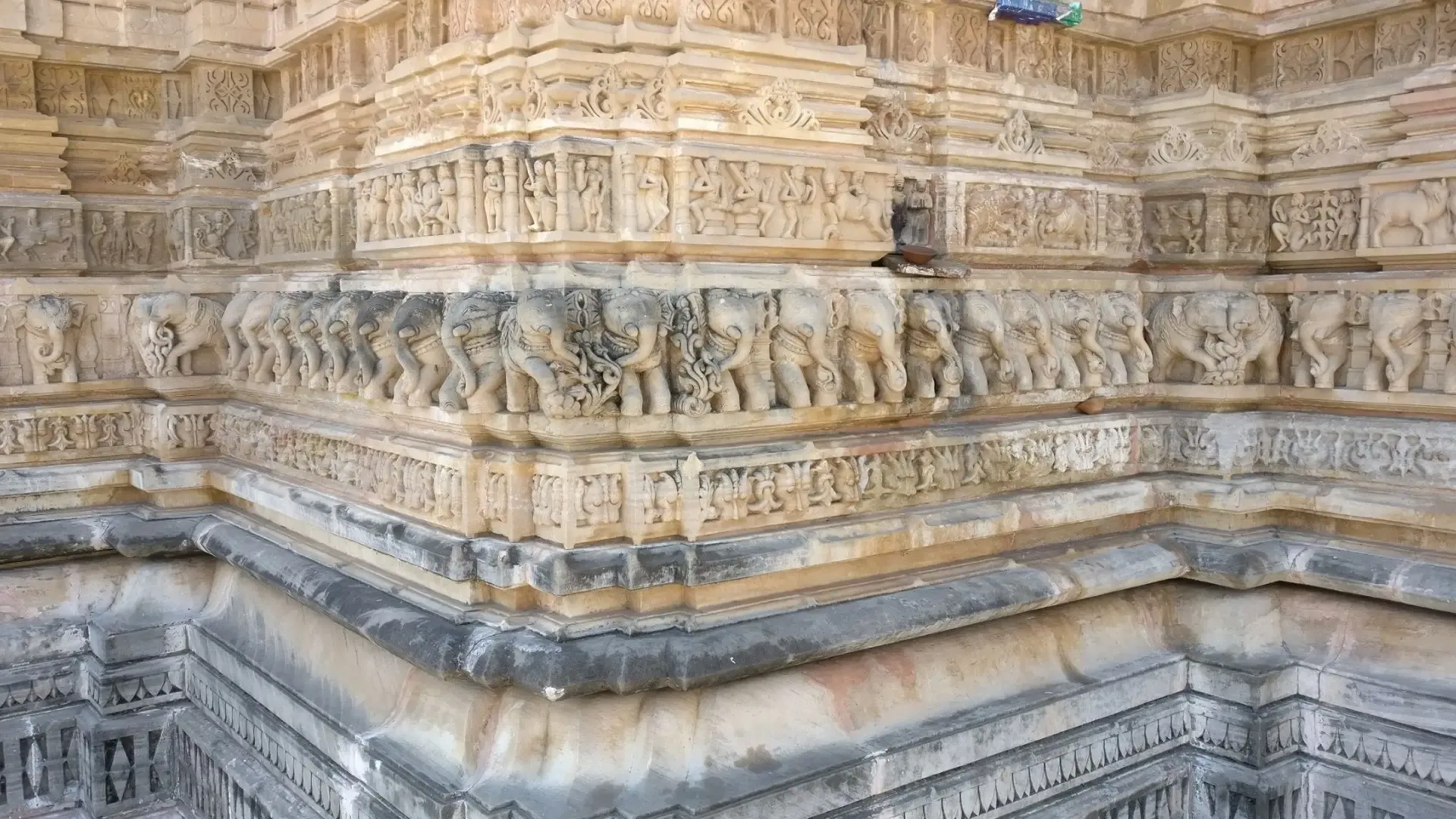 Shamlaji Temple Aravalli: Darshan Timings, History & Fair Guide - Photo 4