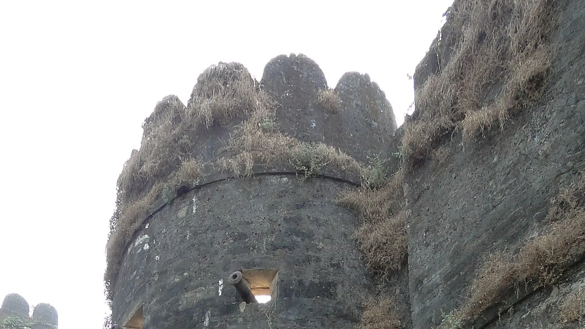Uperkot Fort Junagadh: History, Buddhist Caves, Timings & Guide - Photo 3