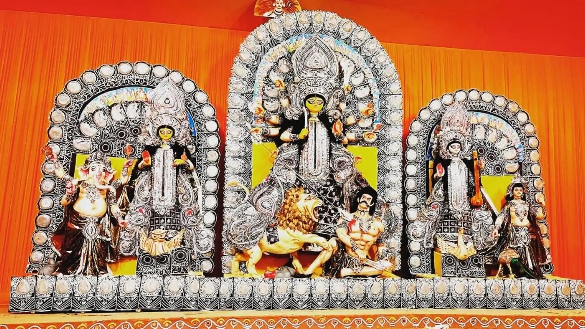 CR Park Delhi Durga Puja 2026: Chittaranjan Park Pandals, Anandamela & Pandal Hopping Guide - Photo 5